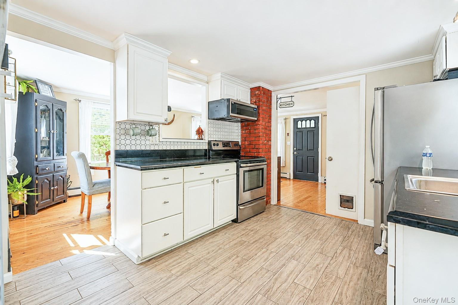 9 Jennings Avenue – For Sale photo 10