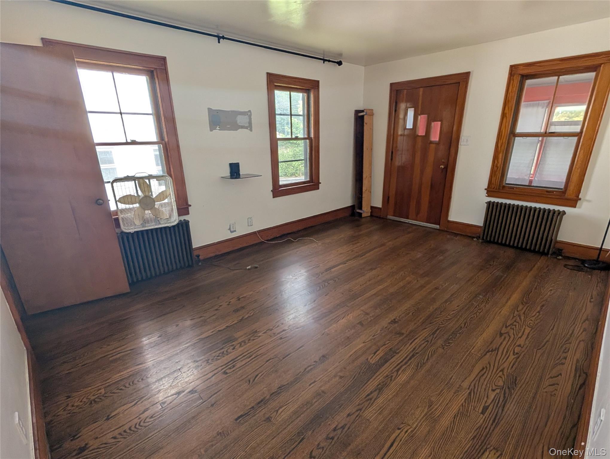 106 Depuyster Avenue – For Sale photo 5