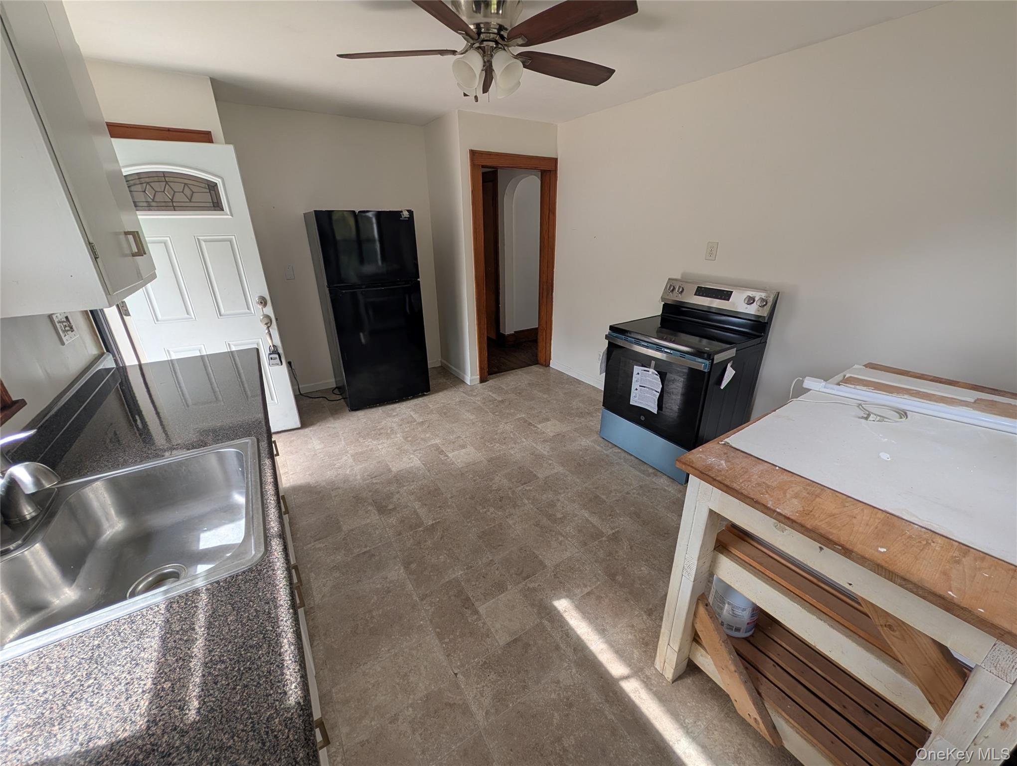106 Depuyster Avenue – For Sale