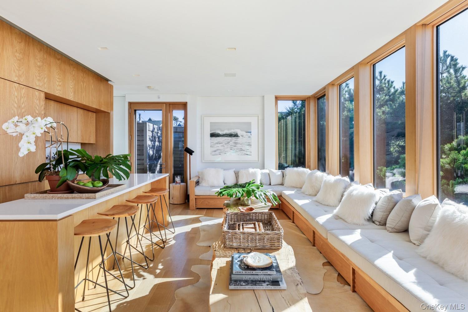 1 West Walk – For Sale photo 6
