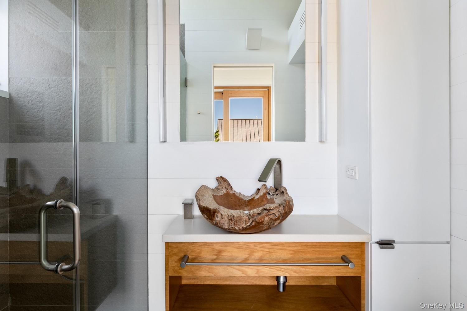 1 West Walk – For Sale photo 21