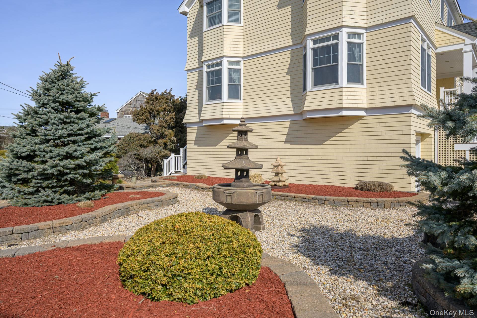 892 Dune Road – For Rent photo 2