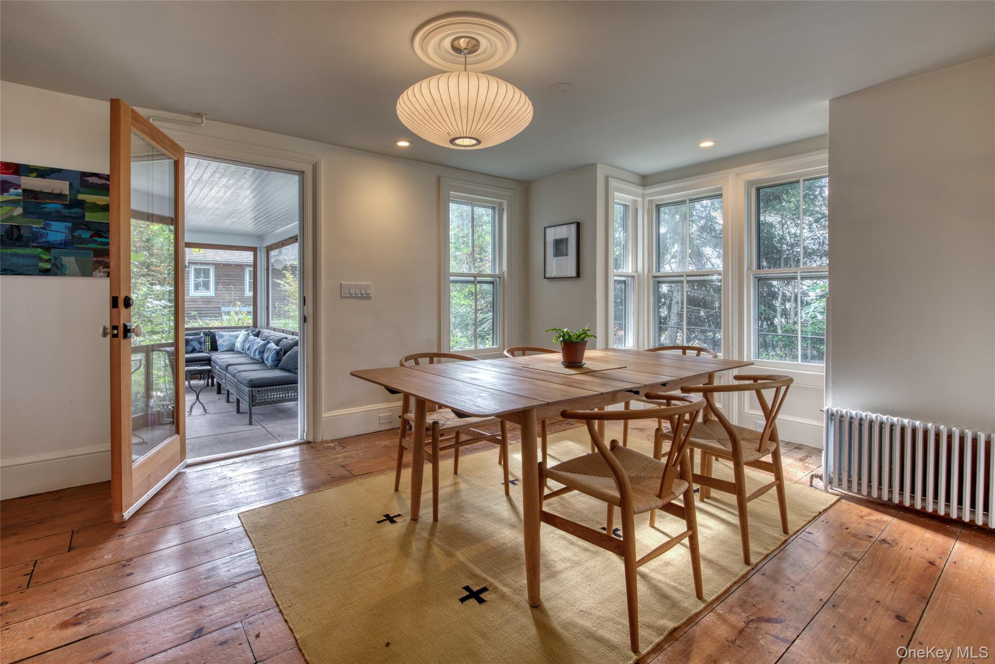 1405 Village Lane – For Sale photo 5