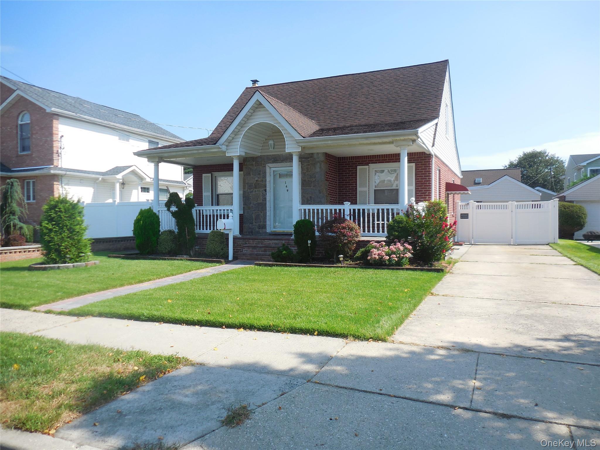 149 Rule Street – For Sale
