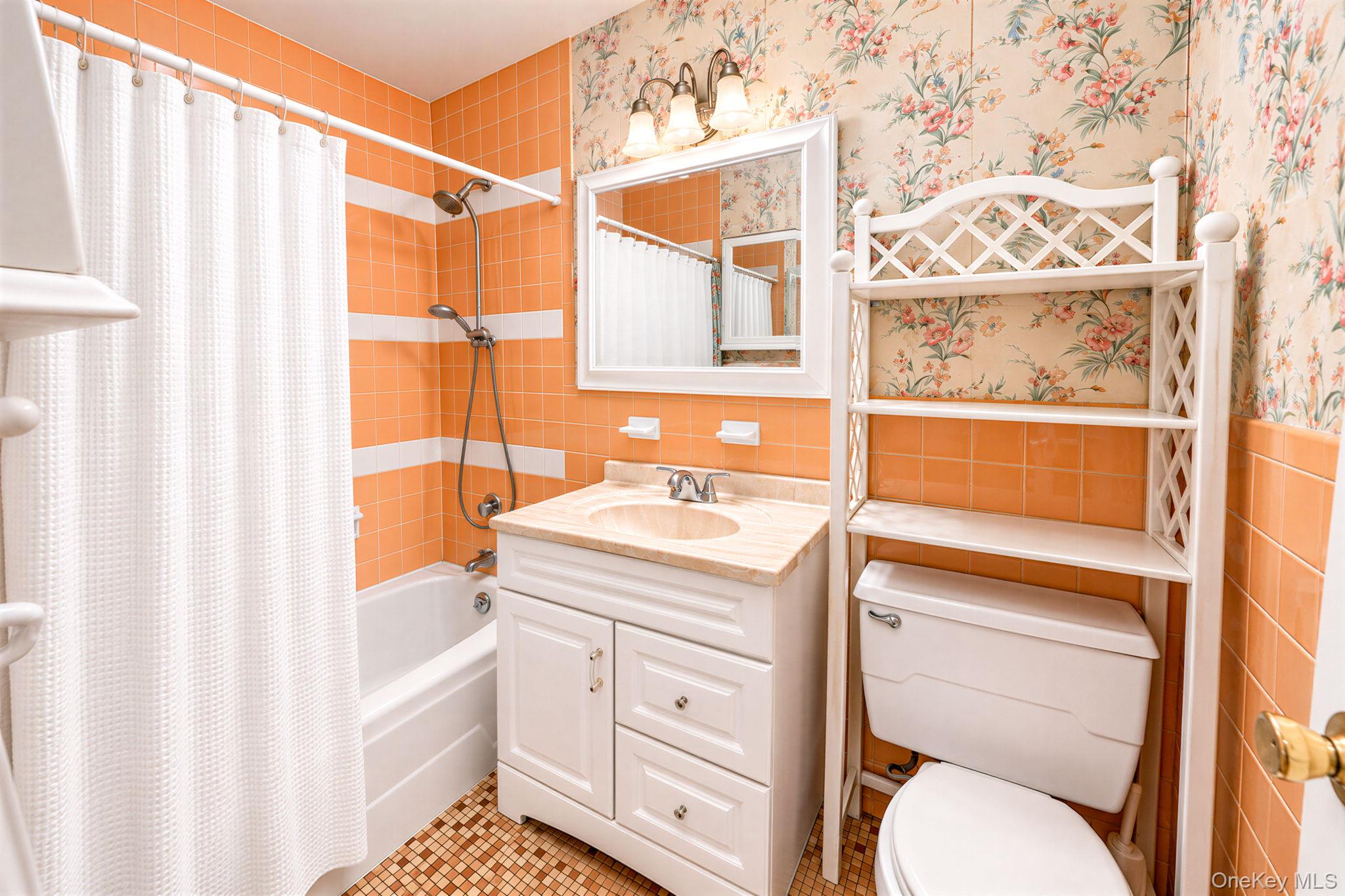 3221 Wilshire Lane, Unit 21E photo 13