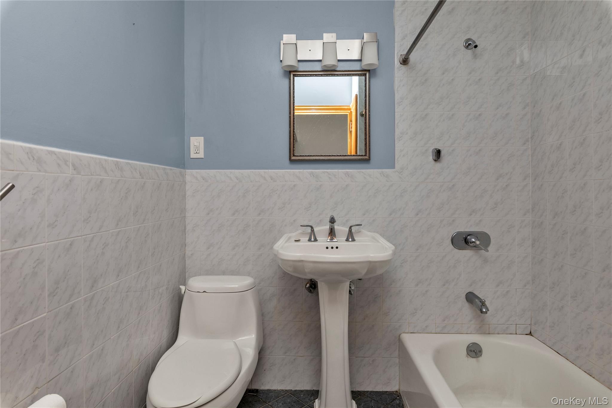 7104 67th Place – For Sale photo 32