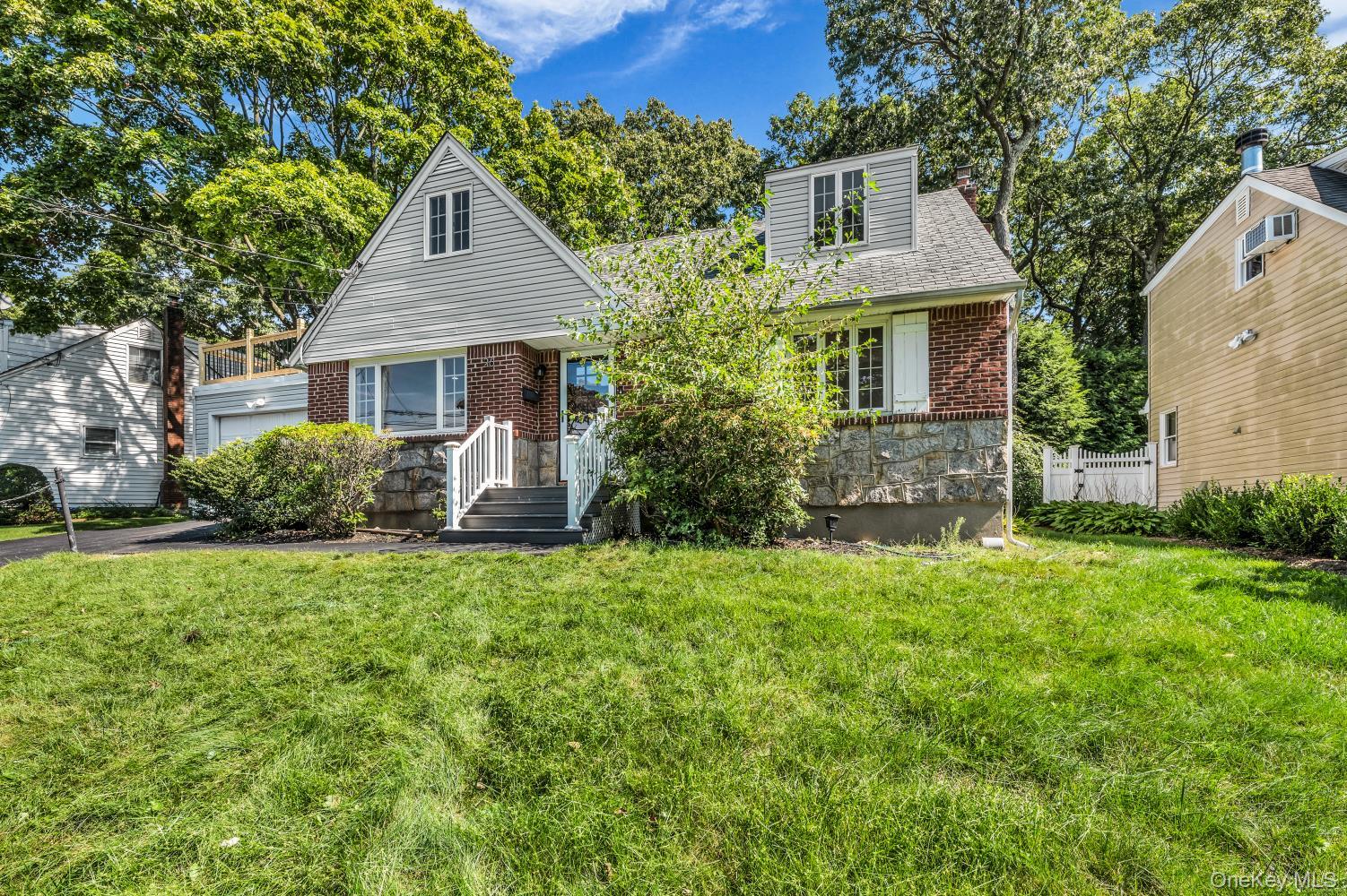 26 Shelley Place – For Sale photo 2
