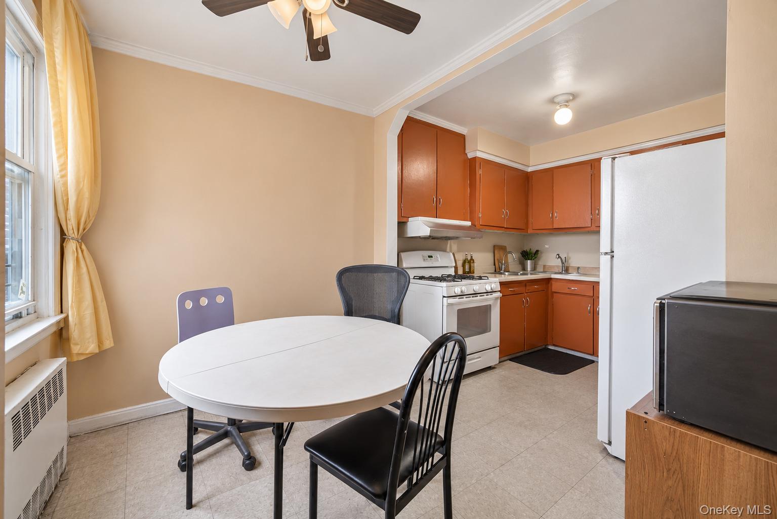 232-03 Hillside Avenue – For Sale photo 5