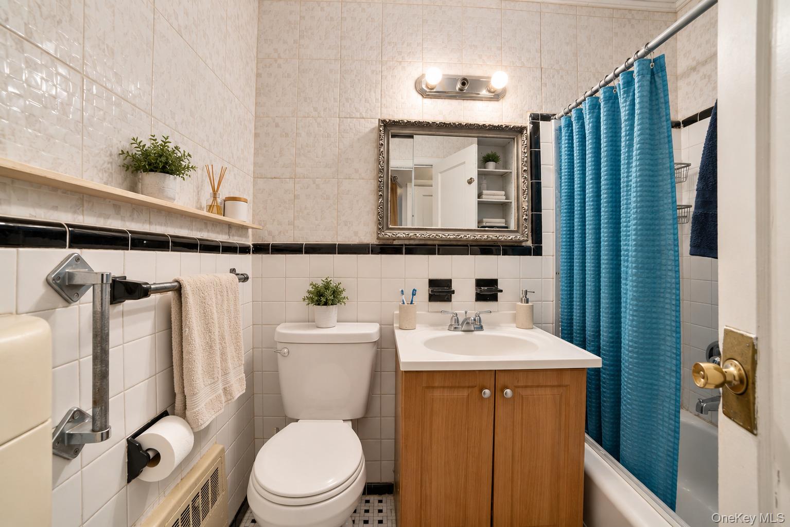 232-03 Hillside Avenue – For Sale photo 13
