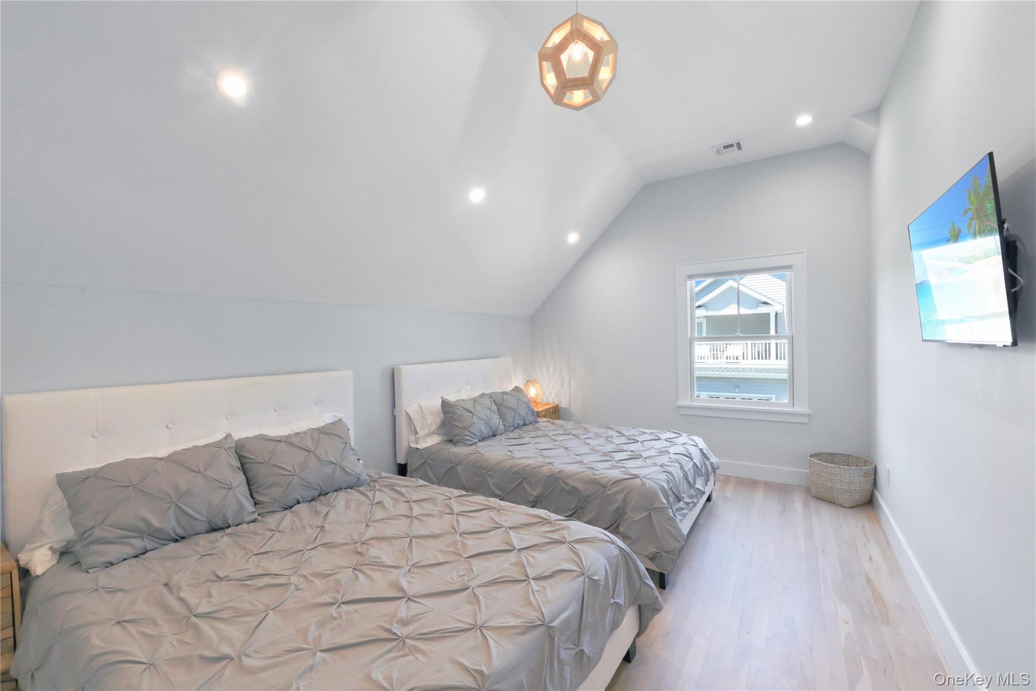 16 Pin Oak Lane – For Rent photo 23