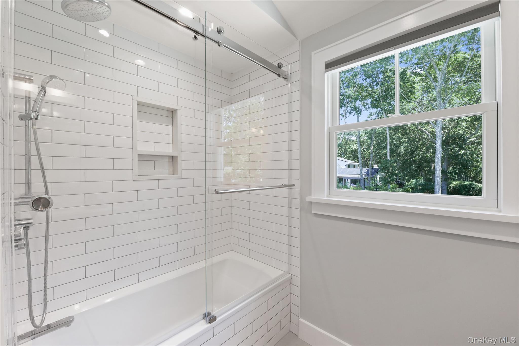 16 Pin Oak Lane – For Rent photo 26