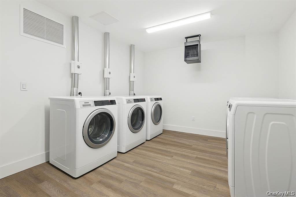 199 E Post Road, Unit 201 photo 14