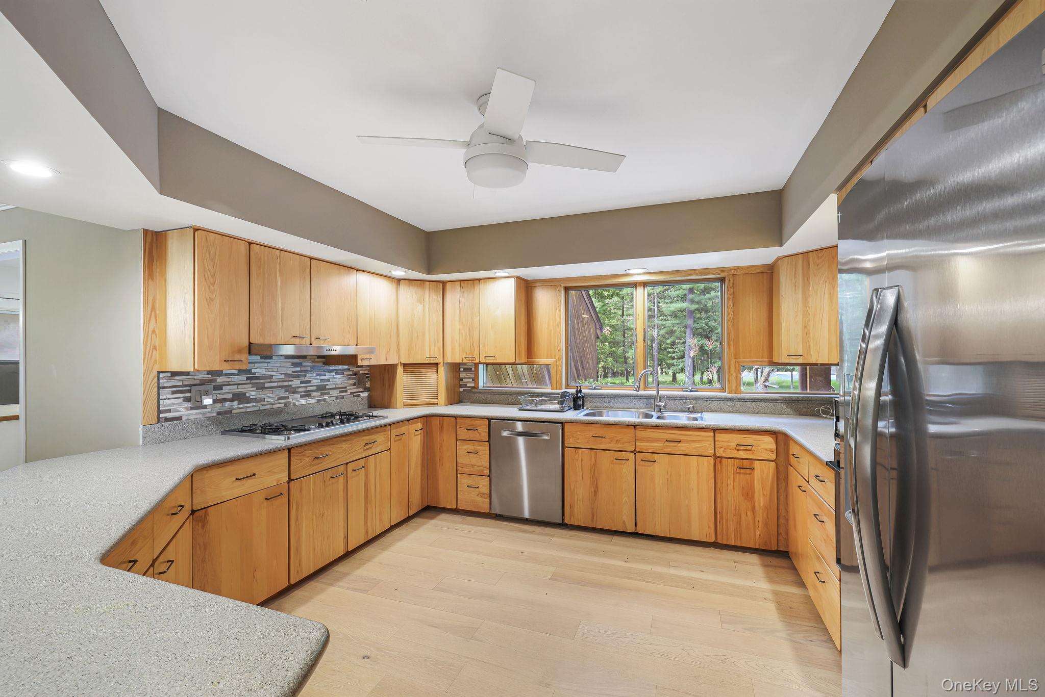 22 Lacatena Road – For Sale photo 20