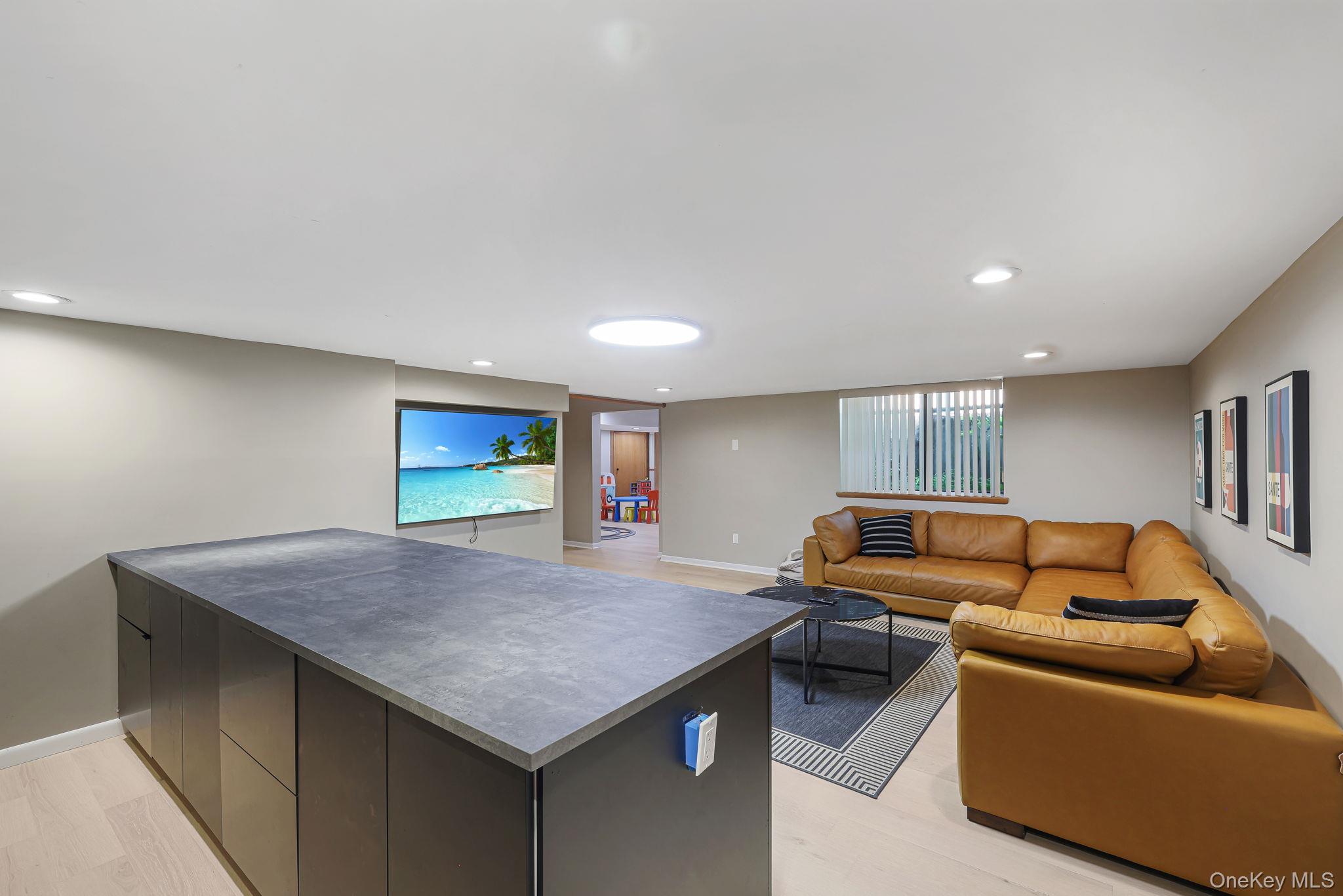 22 Lacatena Road – For Sale photo 44