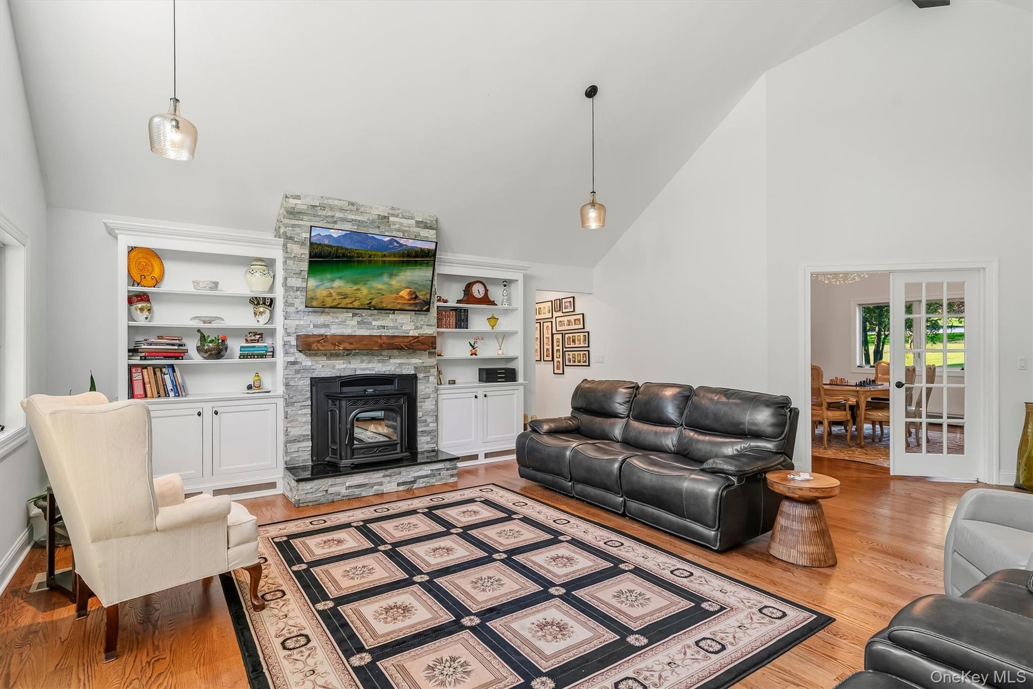 12 Whitefield Avenue – For Sale photo 9