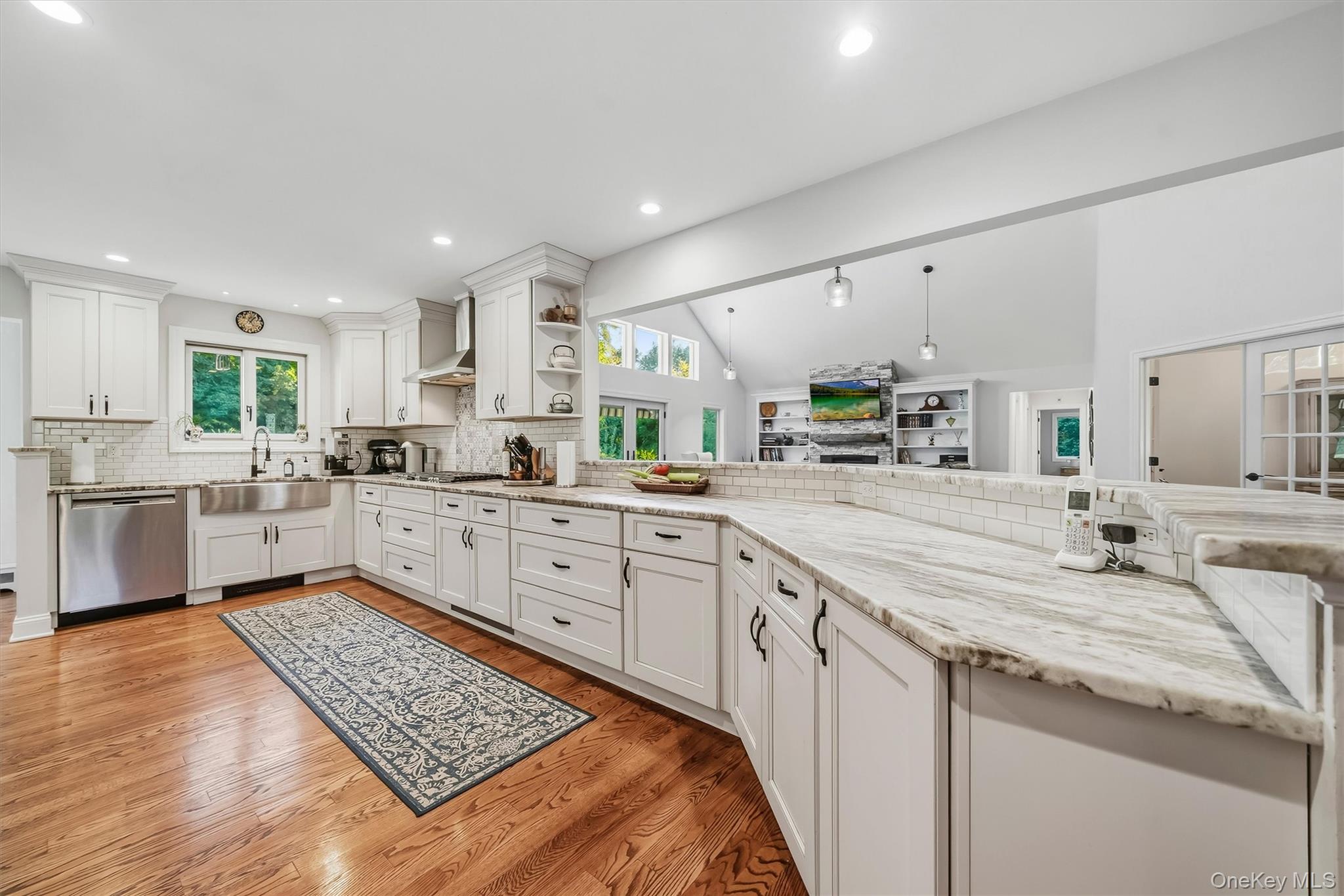 12 Whitefield Avenue – For Sale photo 24