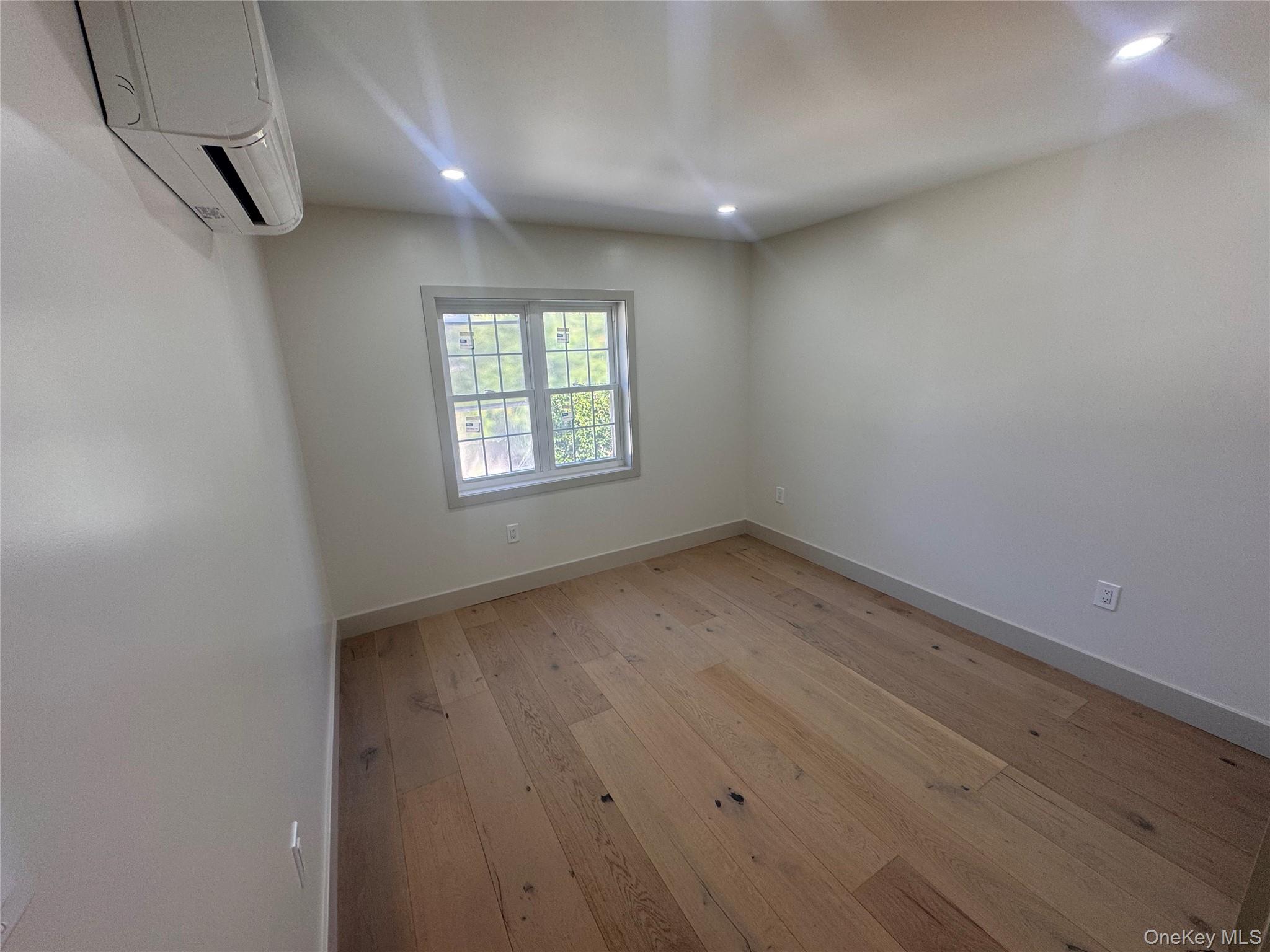 2034 Colden Ave – For Rent photo 6