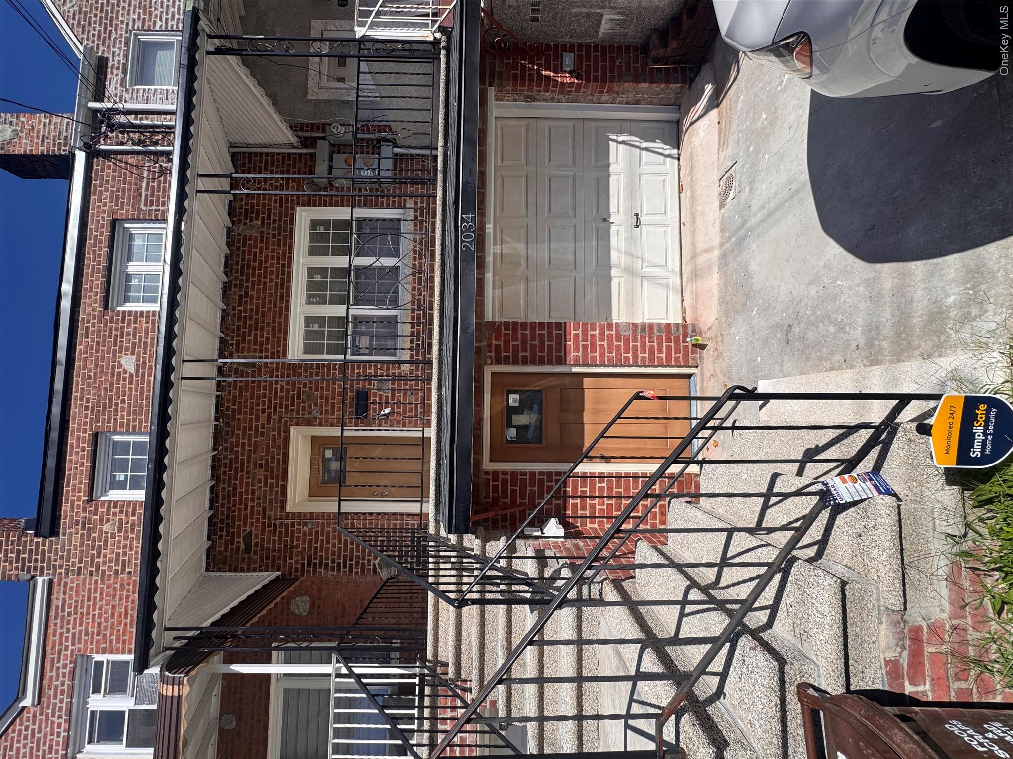 2034 Colden Ave – For Rent