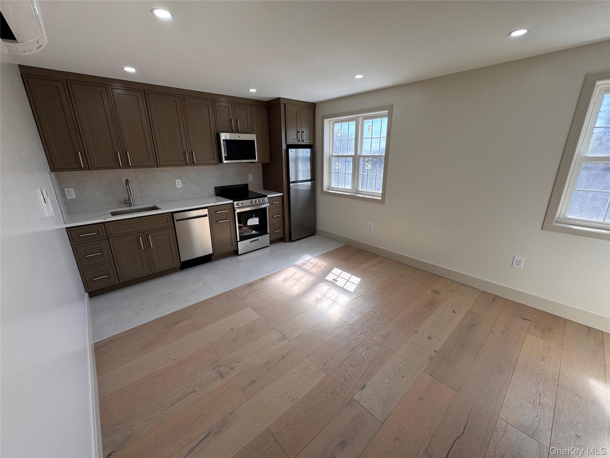 2034 Colden Ave – For Rent photo 2
