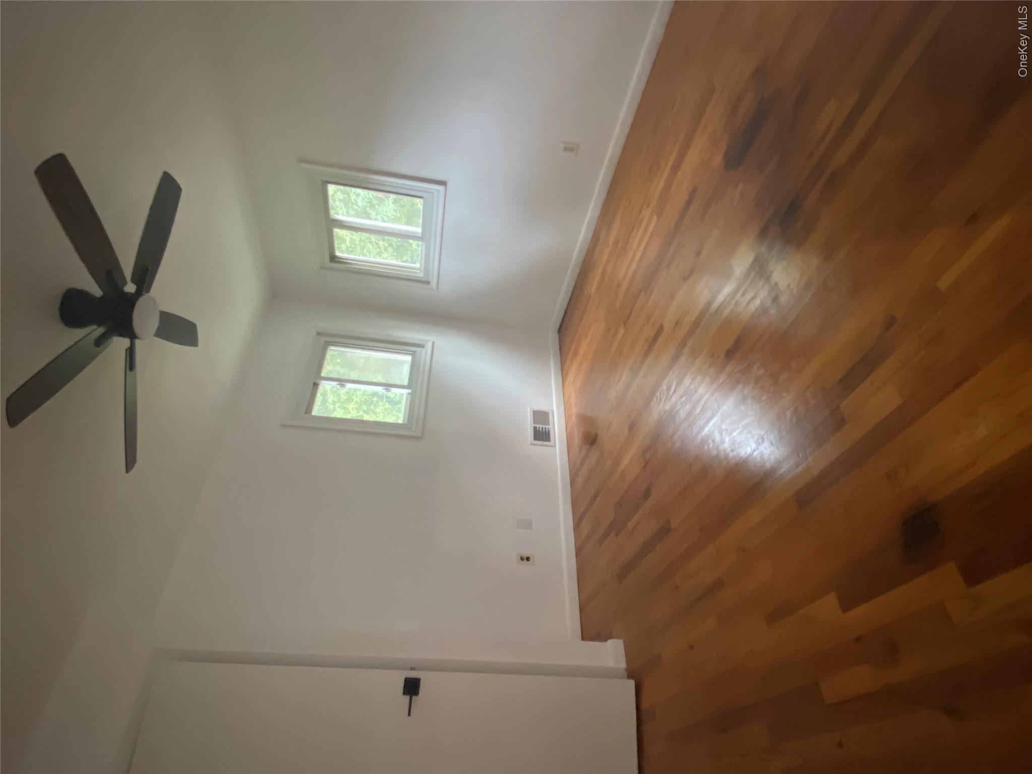 43 Newtown Avenue – For Rent photo 5