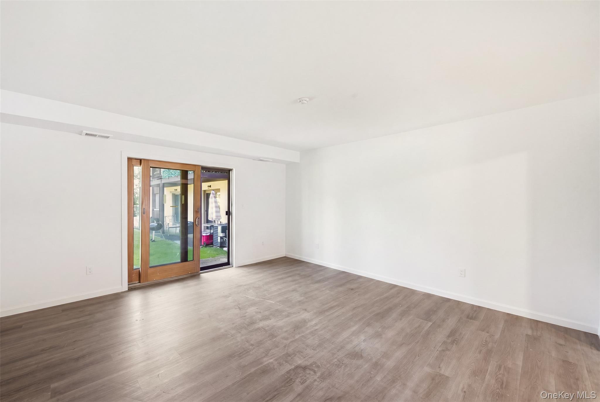 11 Juniper Court, Unit 11 photo 7