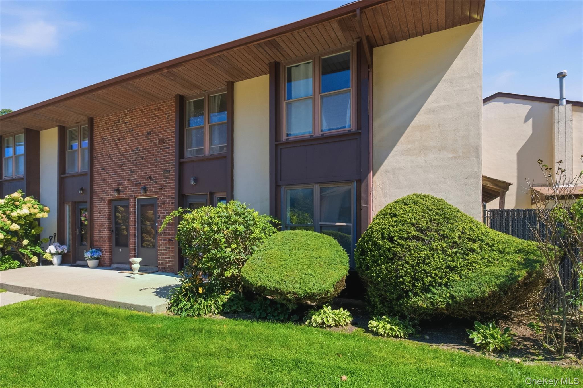 11 Juniper Court, Unit 11 photo 3