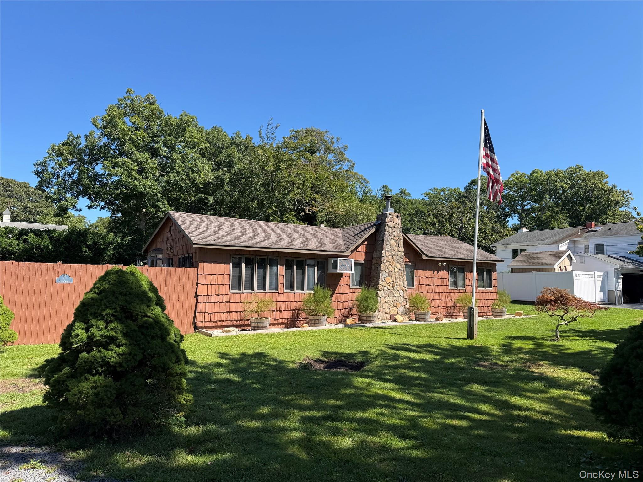 1 Beaver Street – For Sale