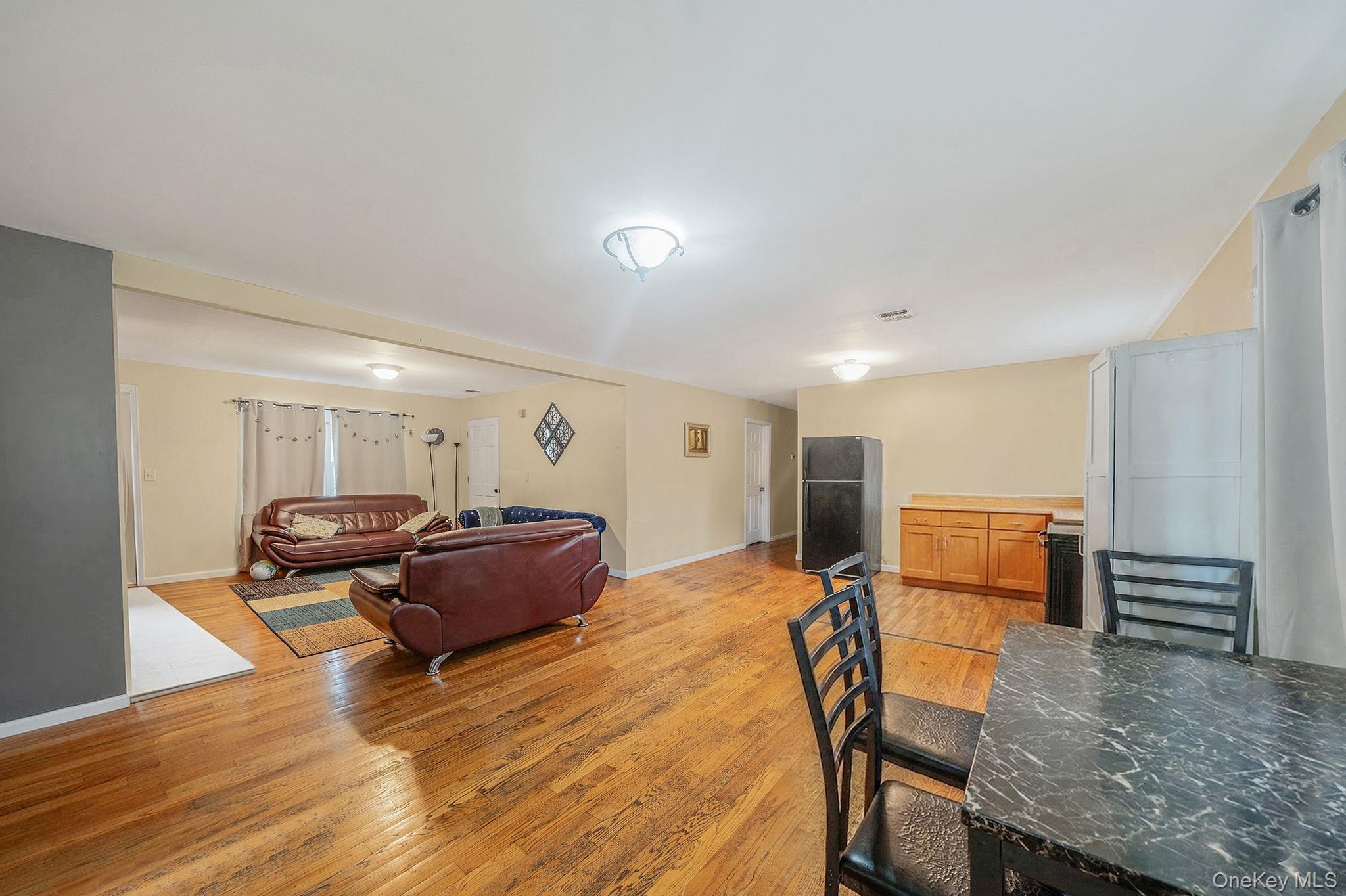 6 Denmark Court – For Sale photo 15
