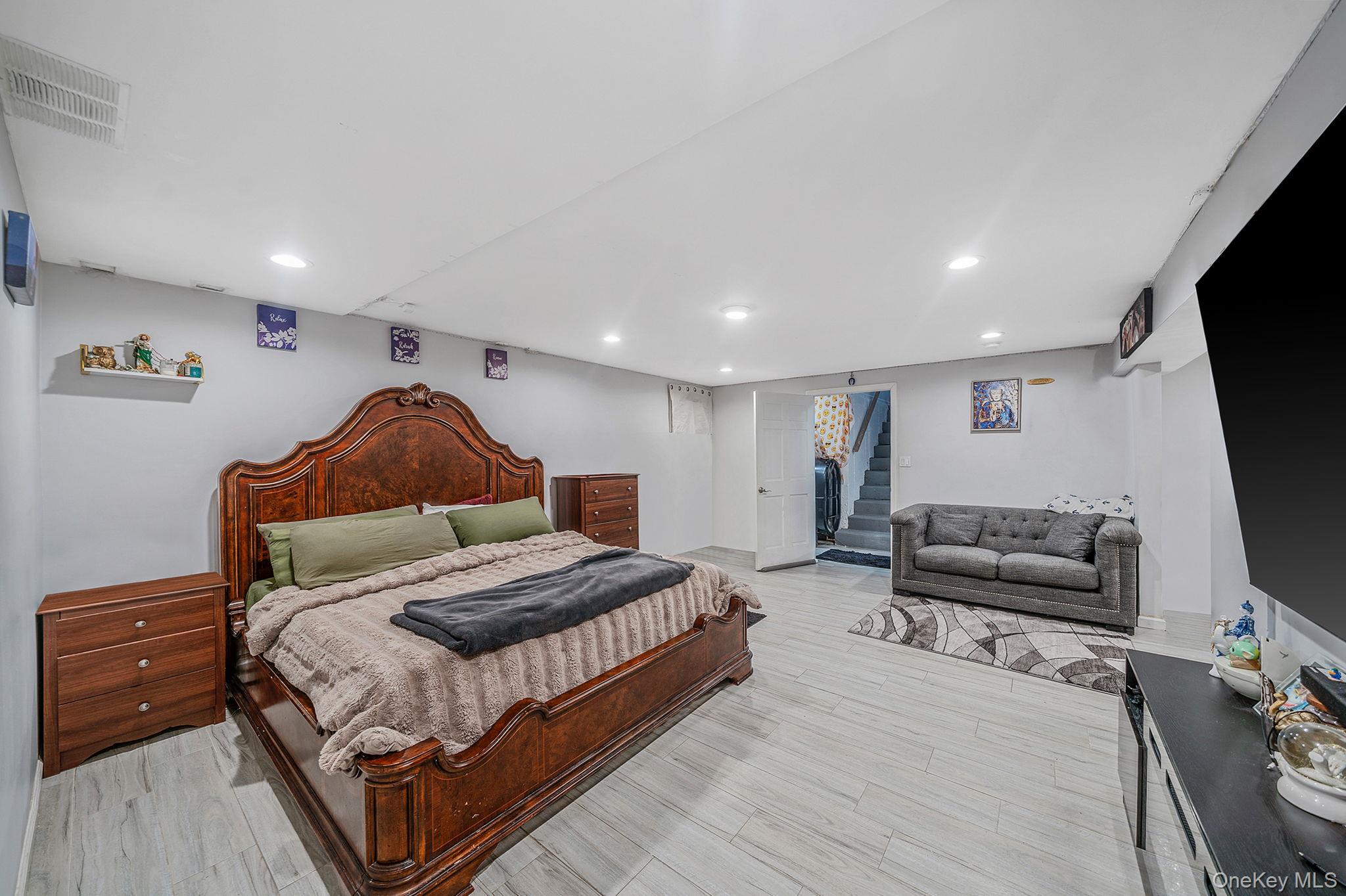 6 Denmark Court – For Sale photo 23