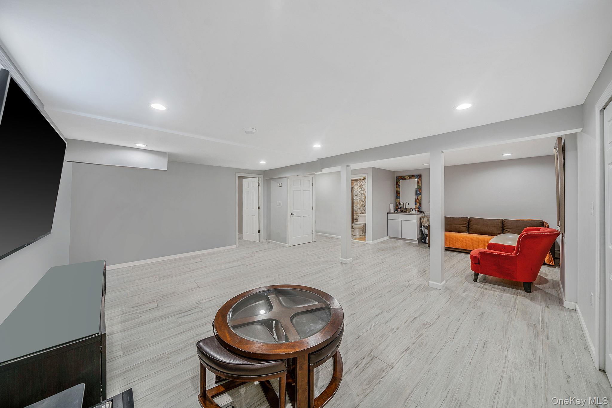 6 Denmark Court – For Sale photo 28