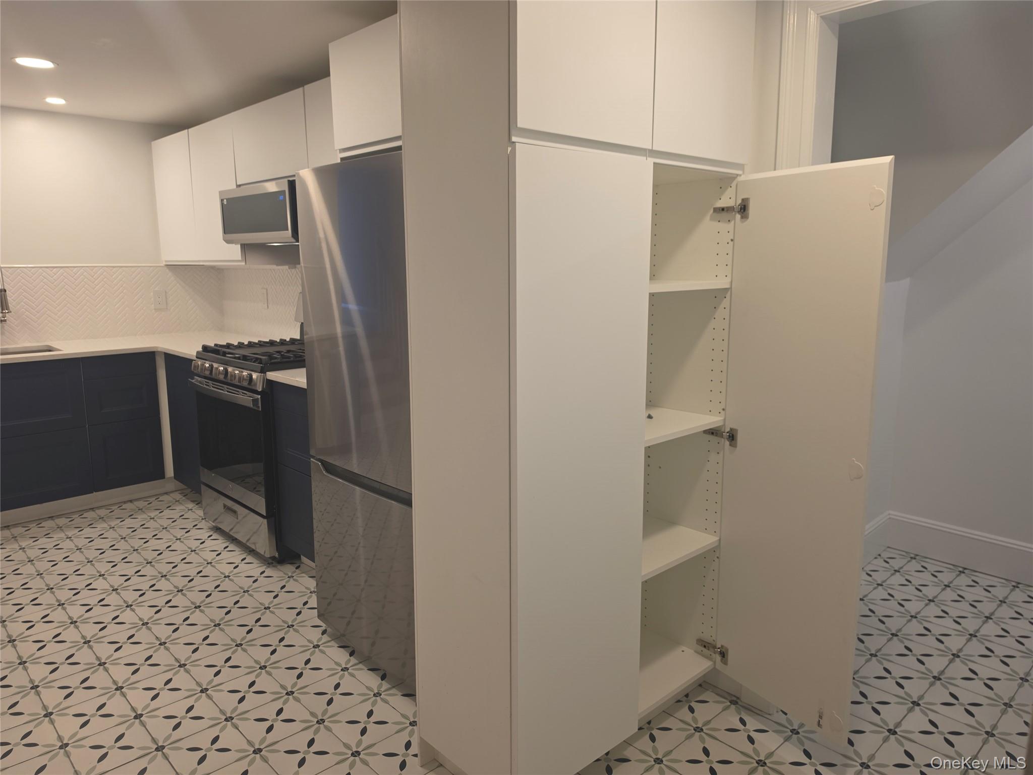 27 Bridge Street, Unit 1 photo 15