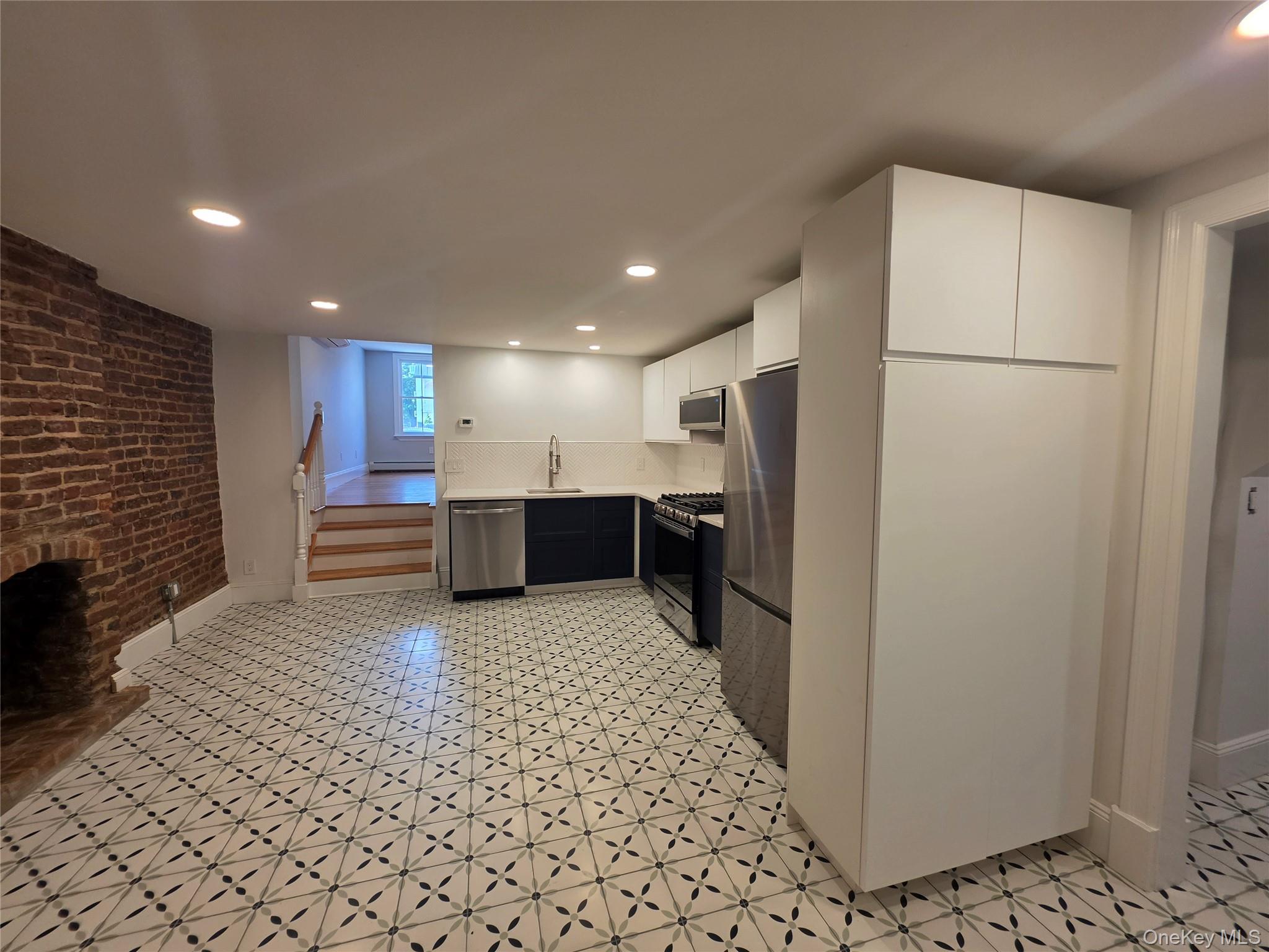 27 Bridge Street, Unit 1 photo 13