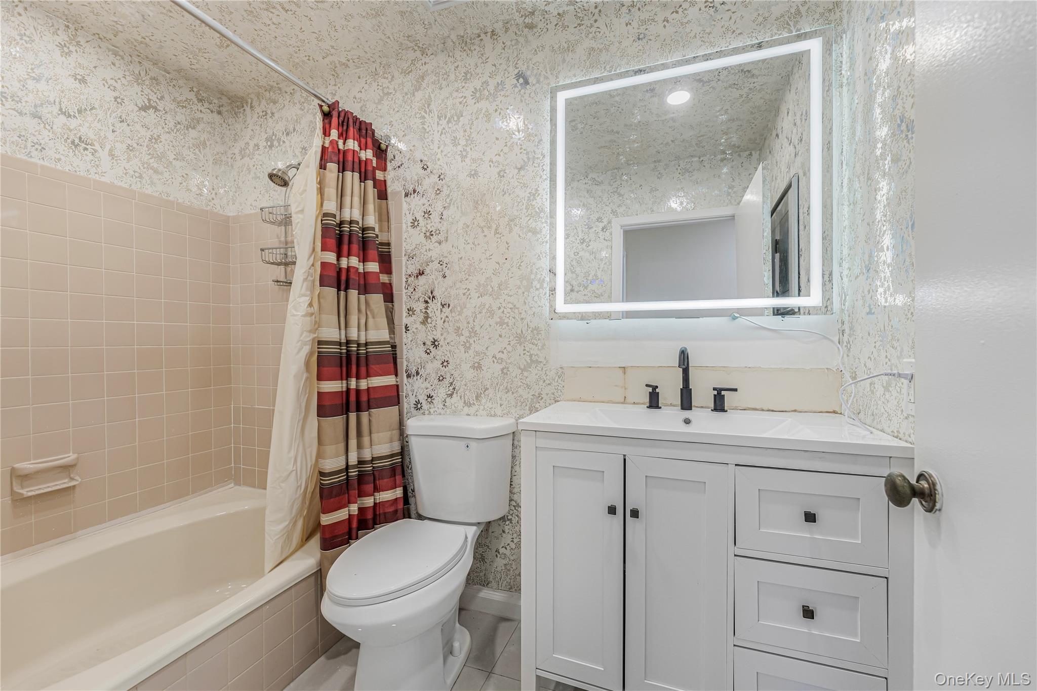 11 Jackson Avenue, Unit 27 photo 18