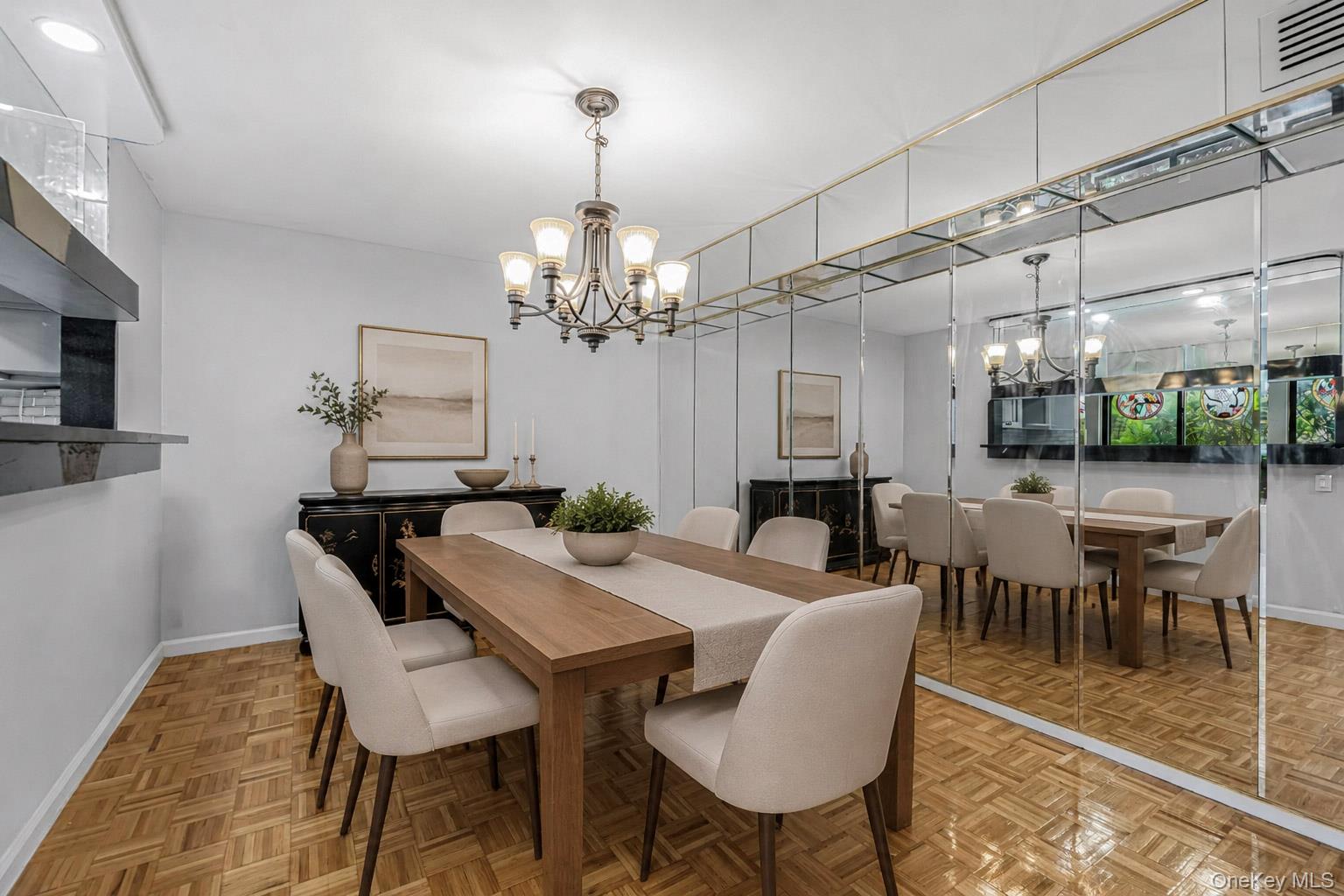 11 Jackson Avenue, Unit 27 photo 8