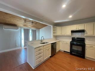 26 2nd Avenue, Unit 1 (first f photo 12