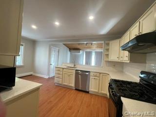 26 2nd Avenue, Unit 1 (first f photo 9