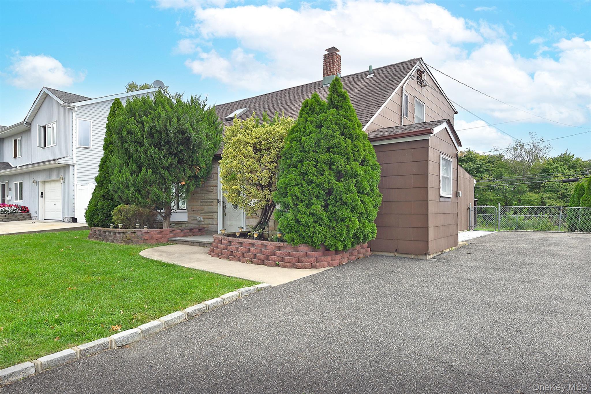 69 Slate Lane – For Sale photo 3
