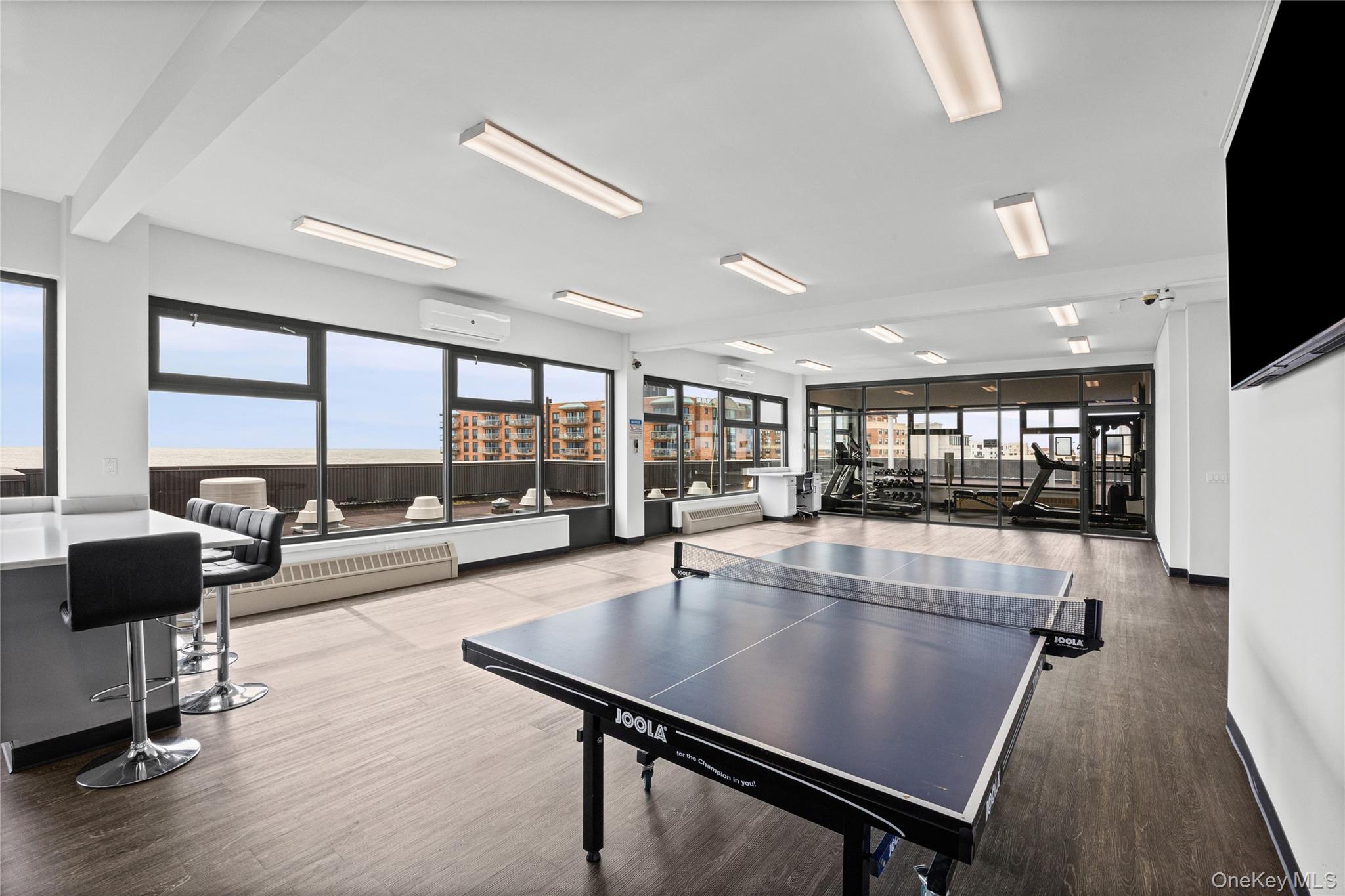 1 E Broadway Ave, Unit 3D photo 29