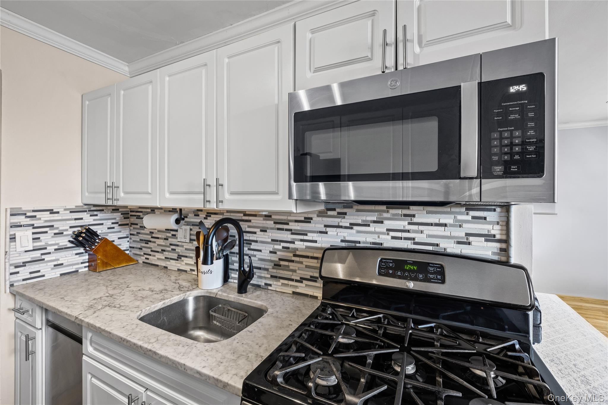 1 E Broadway Ave, Unit 3D photo 13