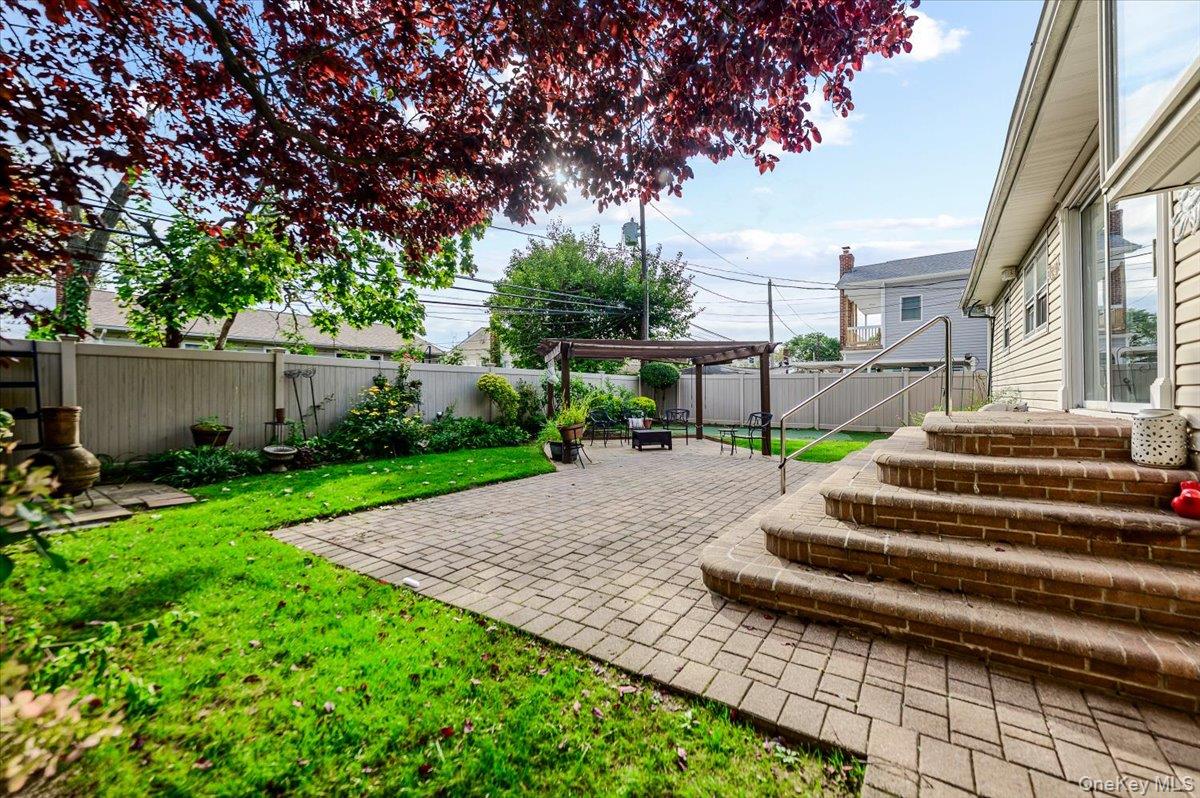 91 Flower Road – For Sale photo 22