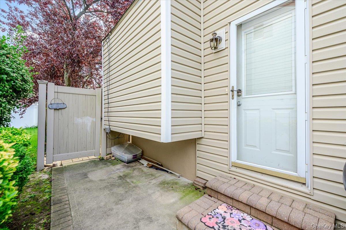 91 Flower Road – For Sale photo 27