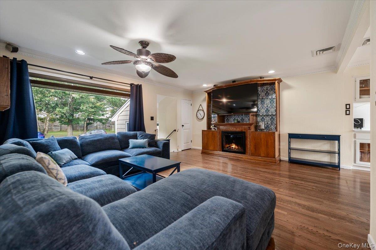 91 Flower Road – For Sale photo 5