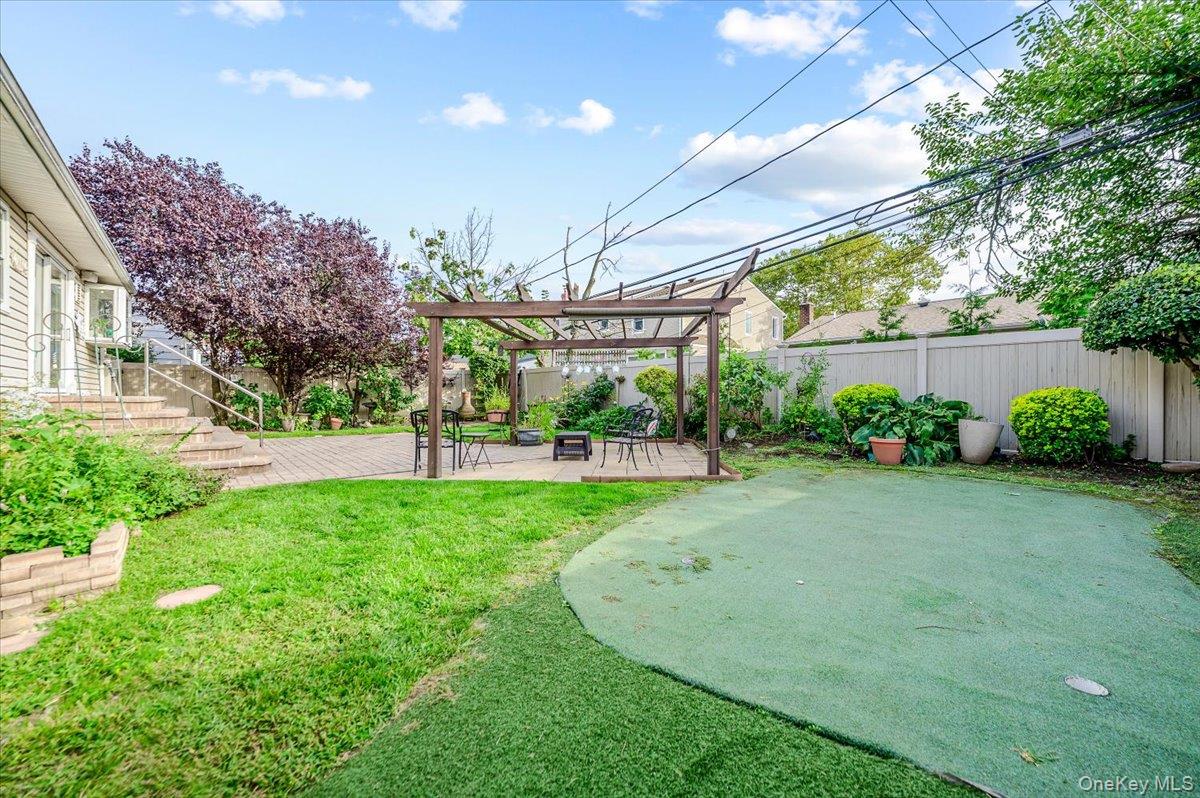 91 Flower Road – For Sale photo 24