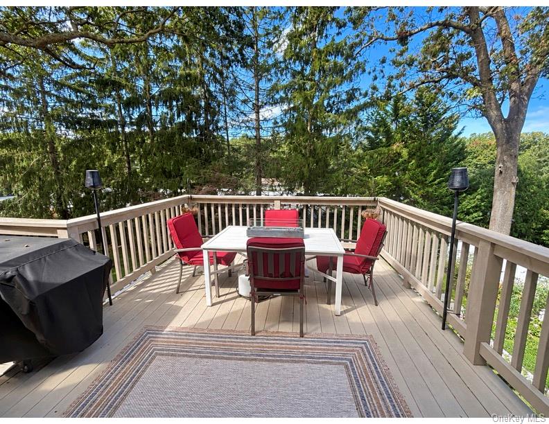 41 Homeland Drive – For Sale photo 2