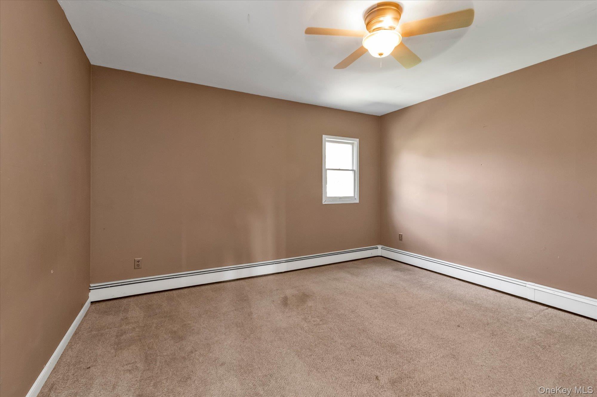585 Seaman Avenue – For Sale photo 18