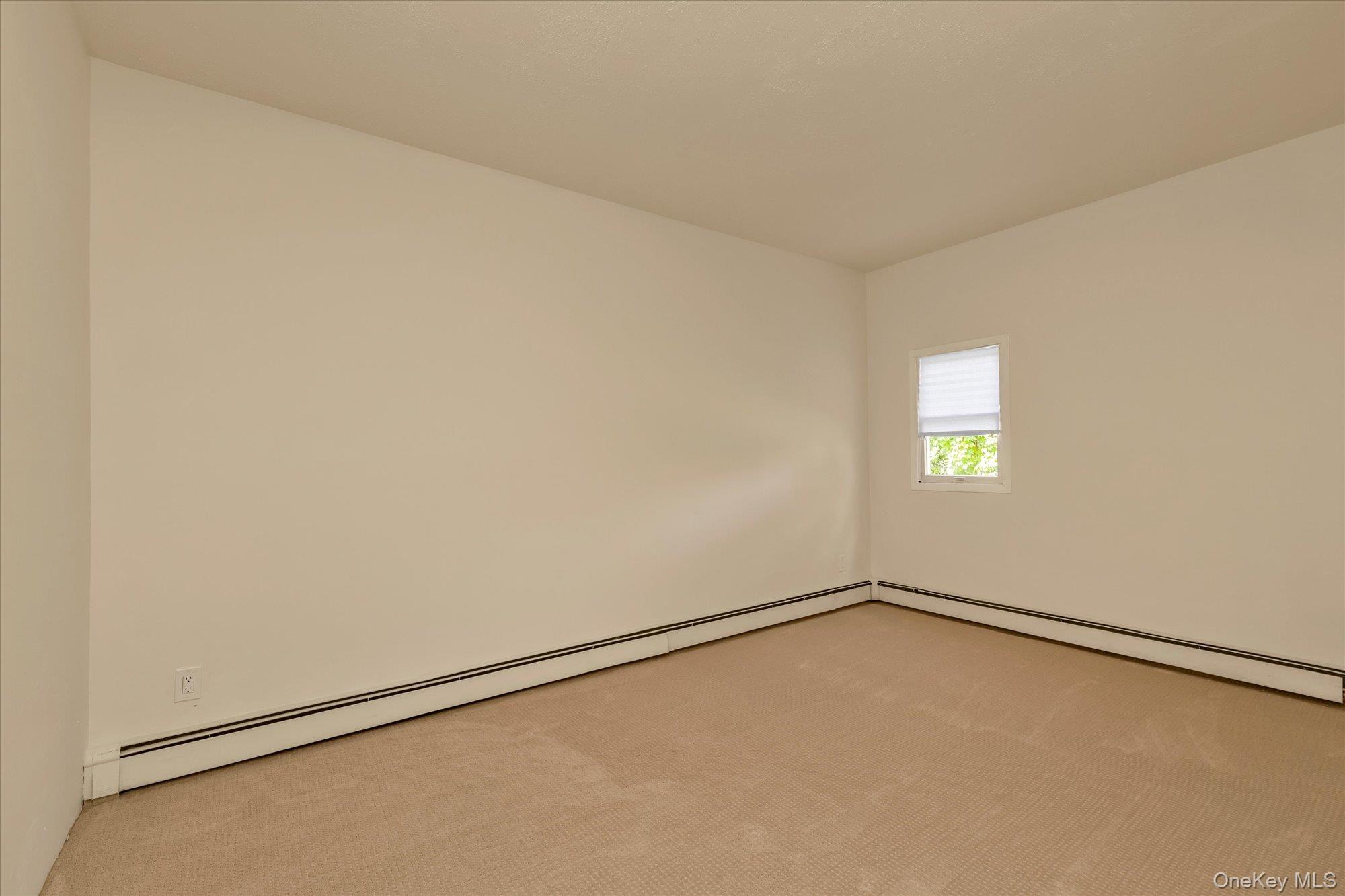 585 Seaman Avenue – For Sale photo 10