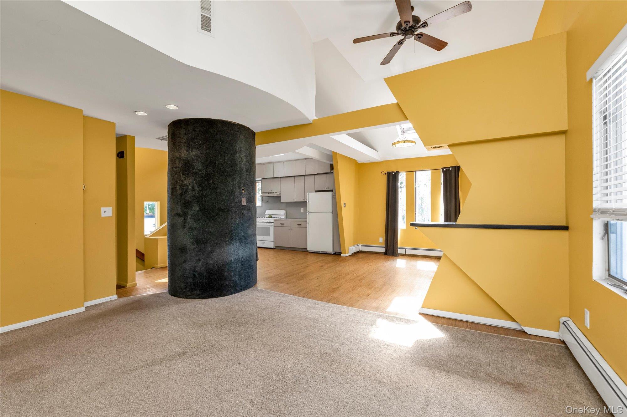 585 Seaman Avenue – For Sale photo 13