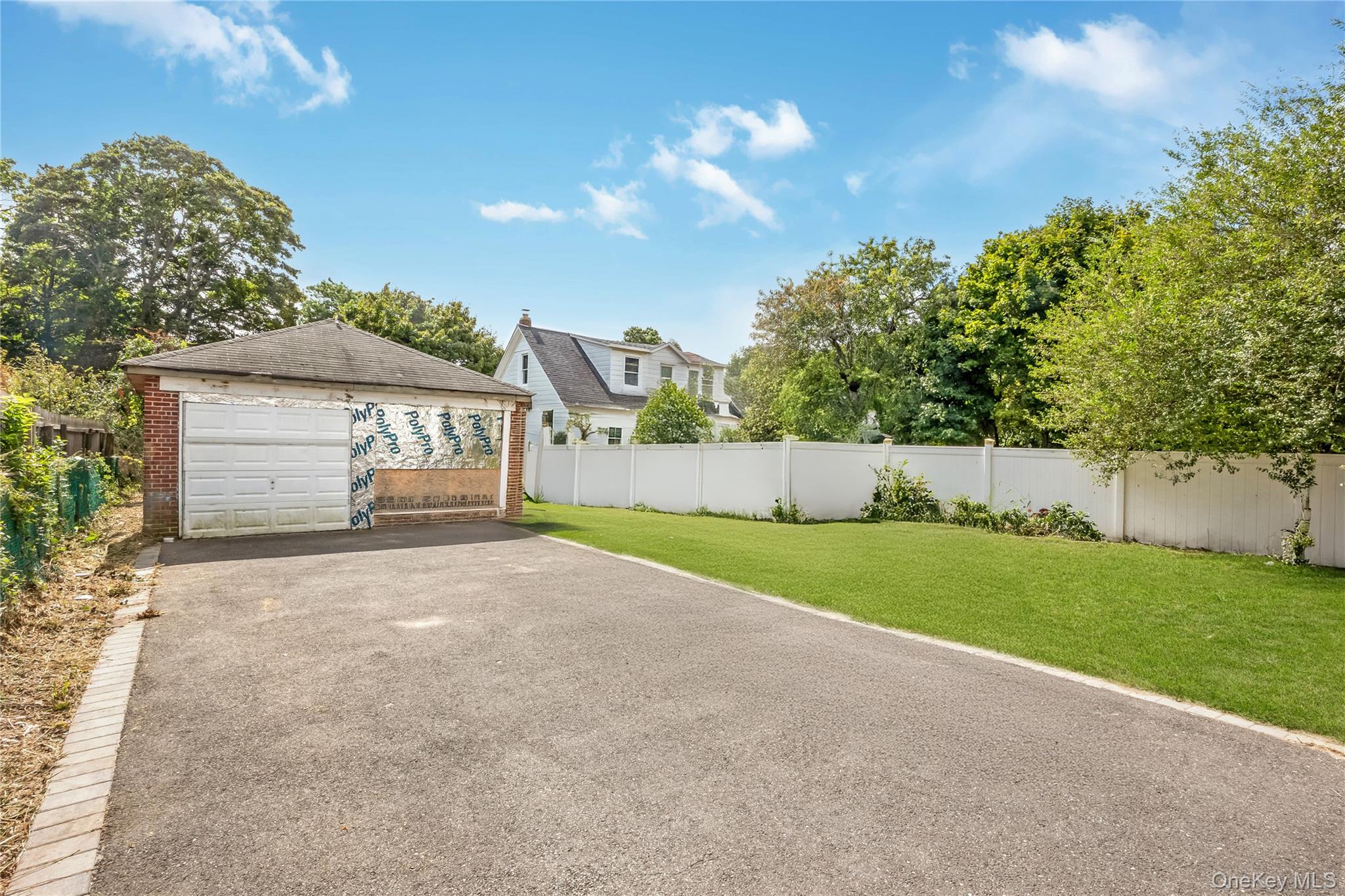 10 Brightside Avenue – For Sale photo 19