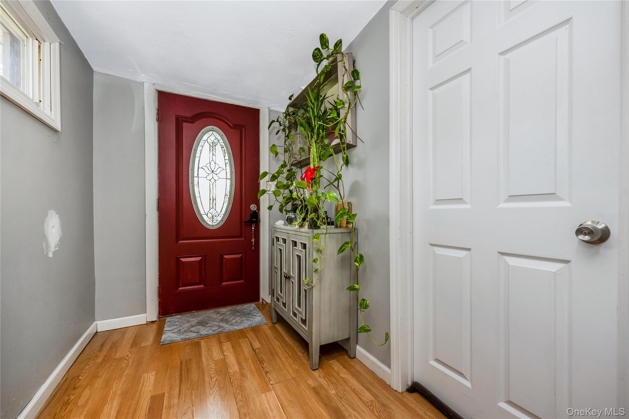 10 Brightside Avenue – For Sale photo 4