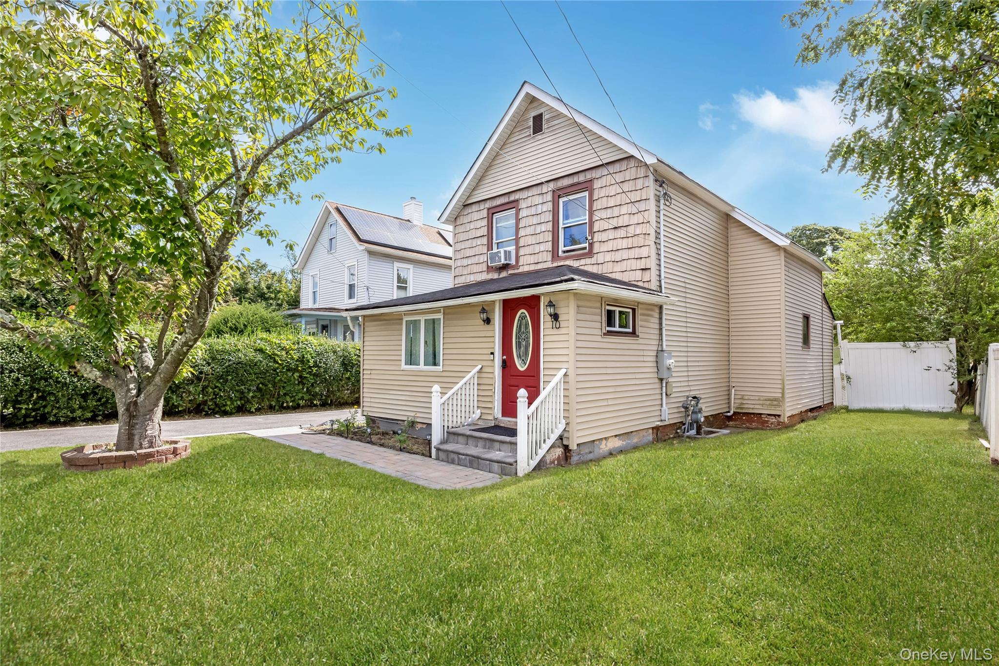10 Brightside Avenue – For Sale